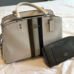 Beautiful Coach Ivory and Forest Green Combo